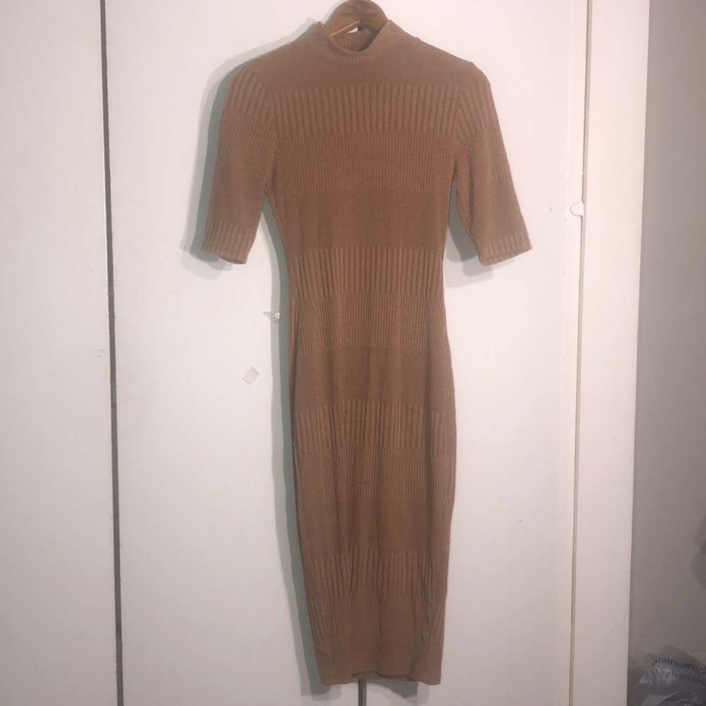 Brown 3/4 Sleeve Maxi Dress